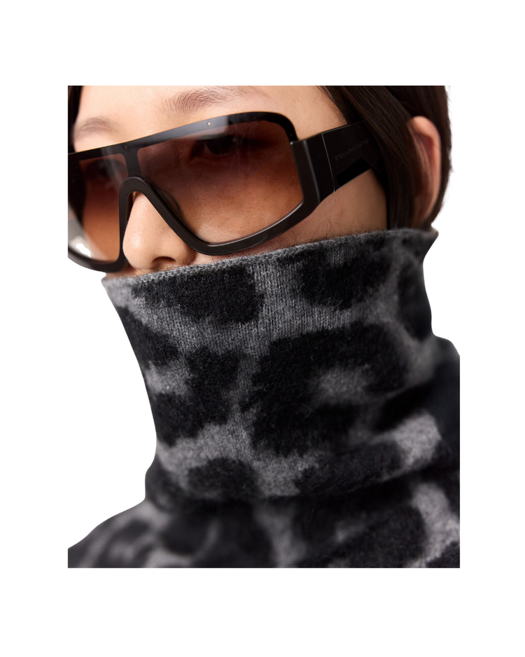 Leopard Jacquard Turtleneck Jumper