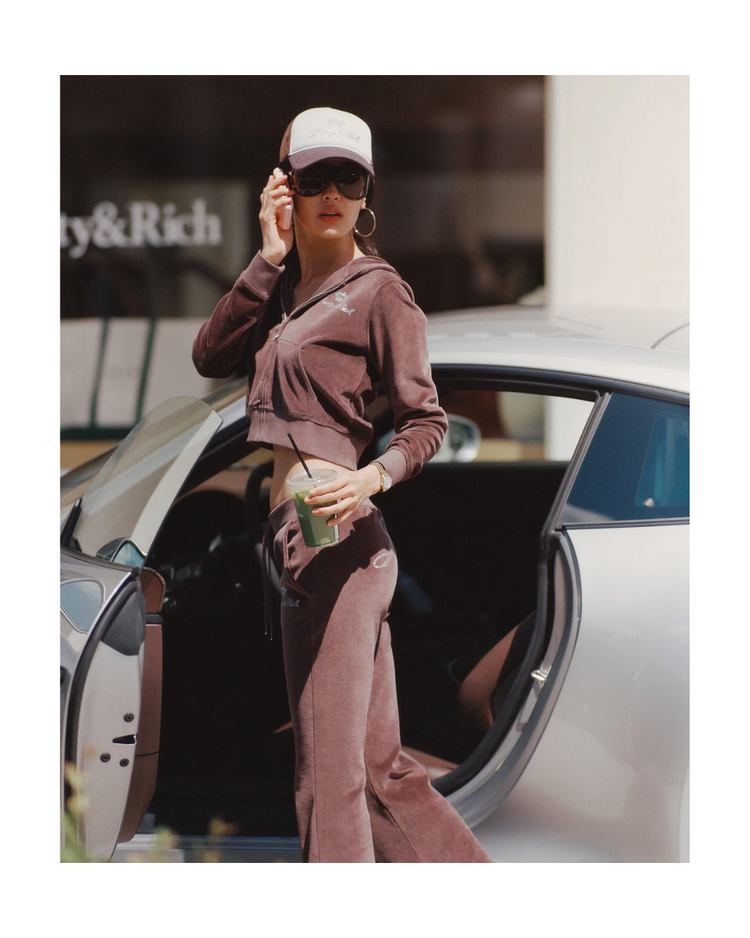 Juicy Script Velour Sweatpant