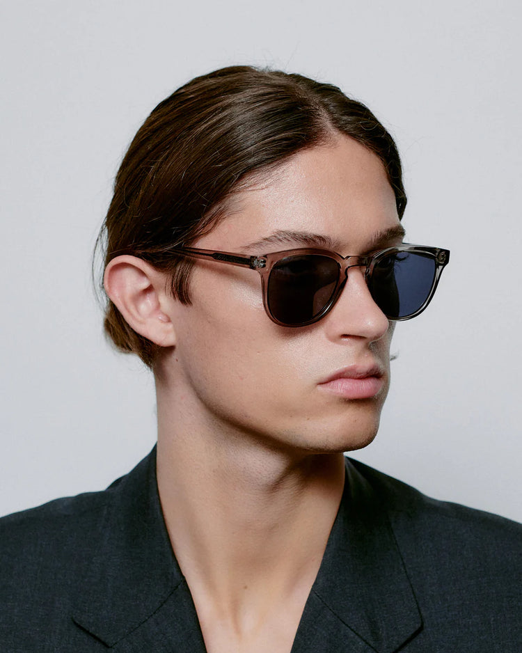 Bate Grey Transparent