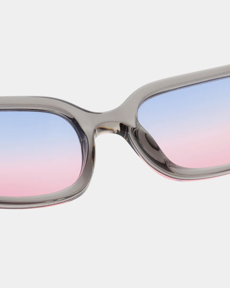 Will	Grey Transparent
