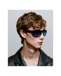Max Black (Blue)