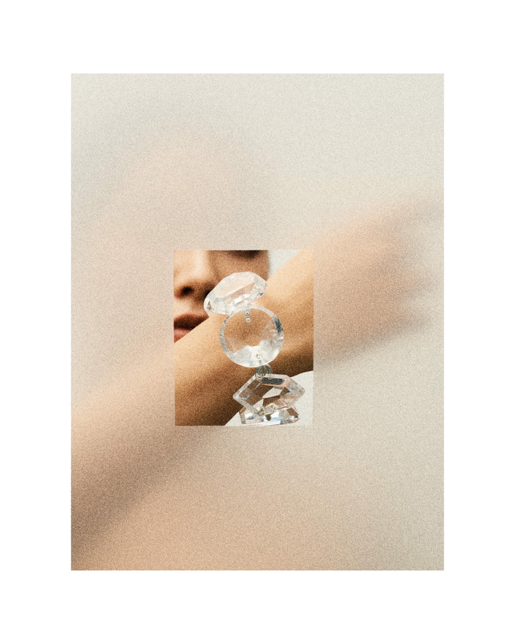 Cala Bracelet: Acrylic, Wire