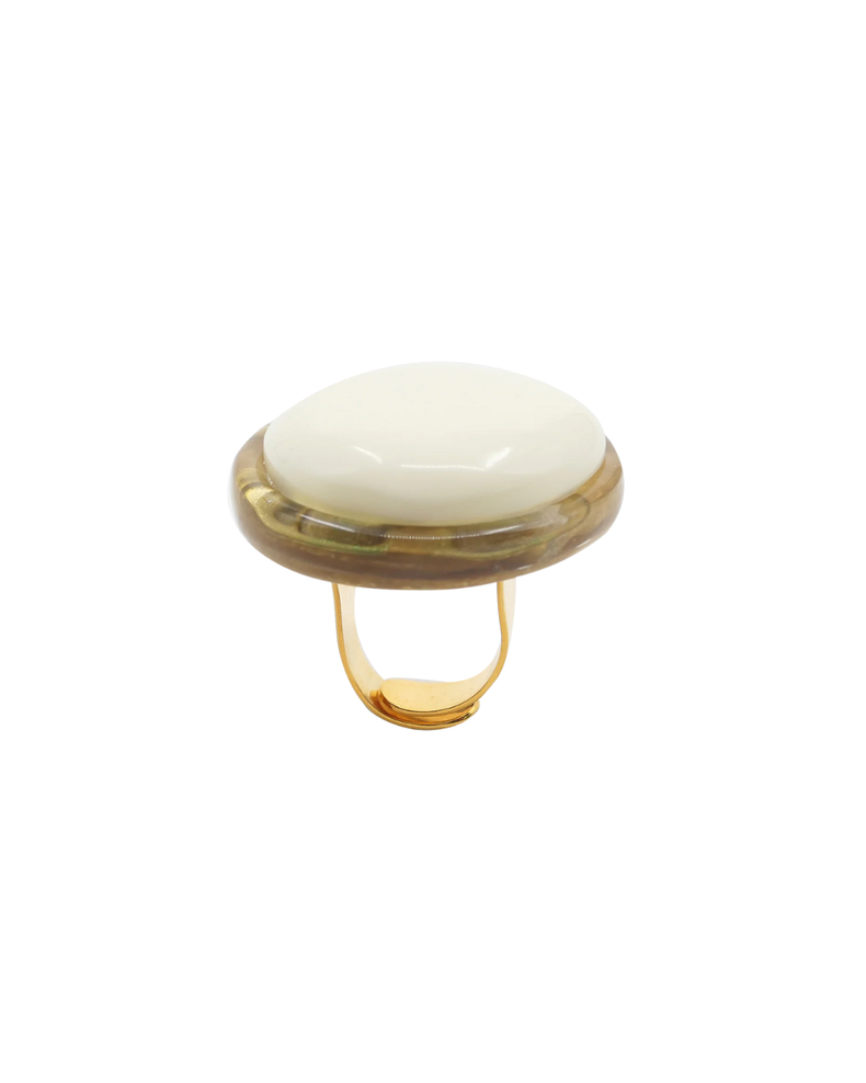 Ring Titelle Ivory