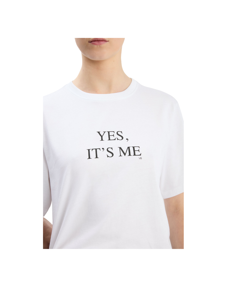 Slogan Tee Yes, It's Me