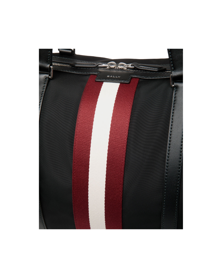 Code Weekender in Nylon