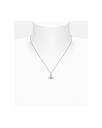 Reina Pendant Necklace