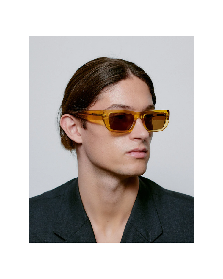 Fame Yellow transparent