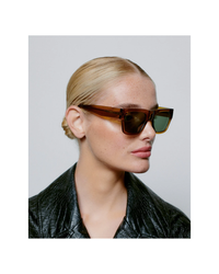 Agnes Smoke Transparent