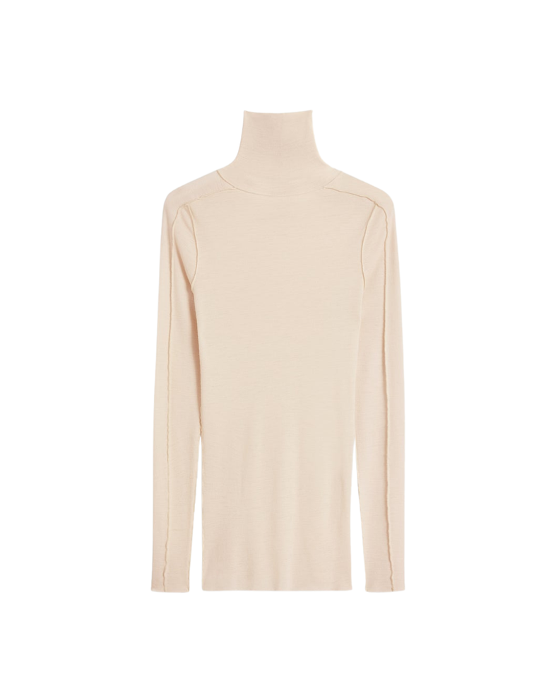 Lois Fitted Roll Collar With Visible Seams